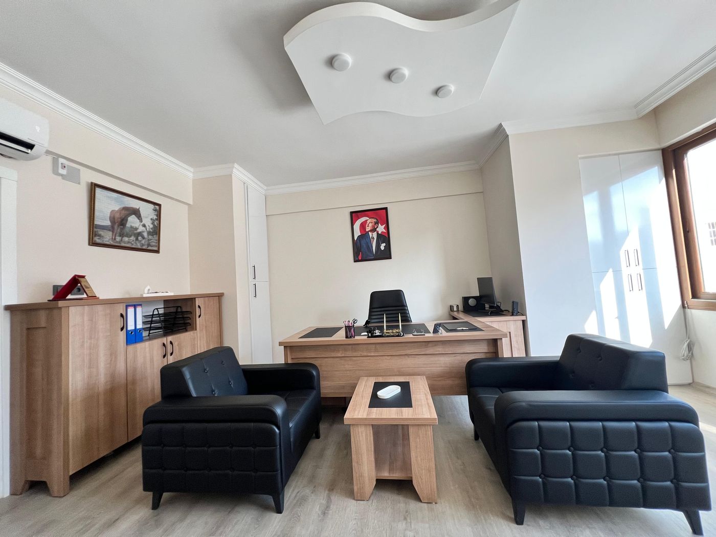 Güneş Rent A Car ofisi