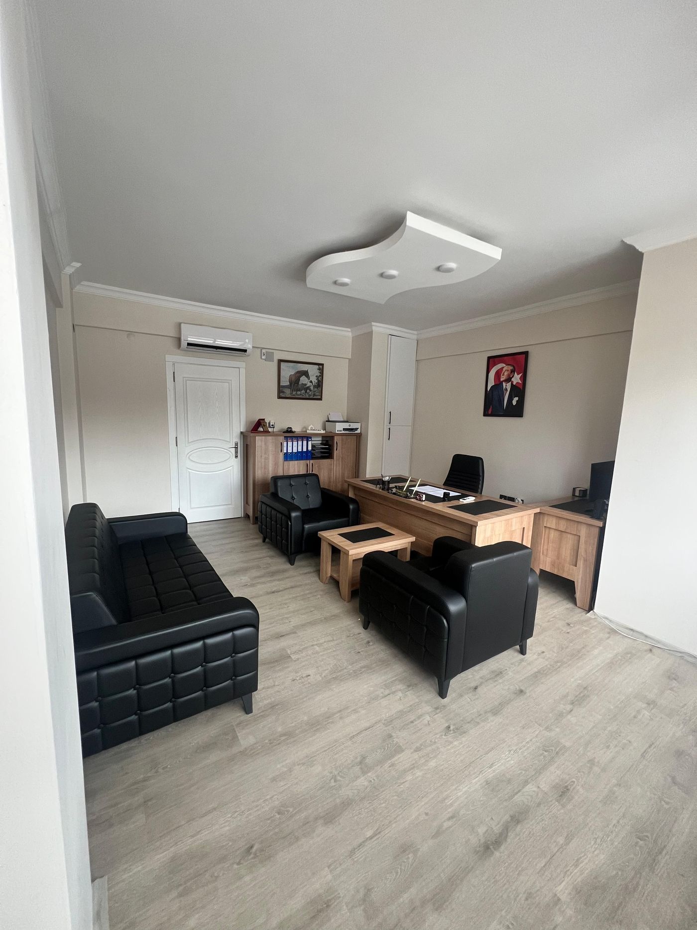 Güneş Rent A Car ofis görünümü